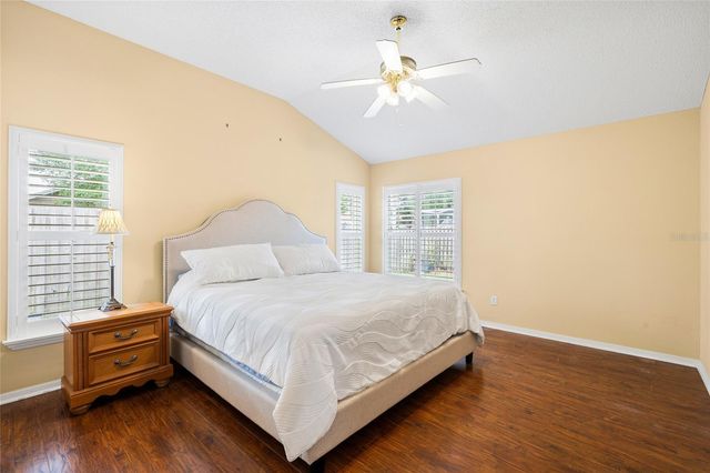 5606 PADDOCK TRAIL DRIVE, Tampa, FL 33624