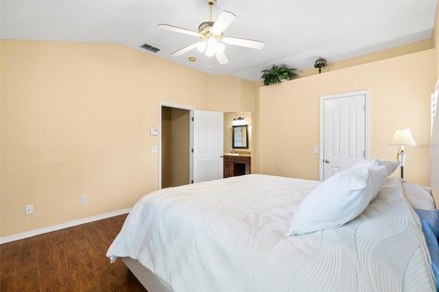 5606 PADDOCK TRAIL DRIVE, Tampa, FL 33624