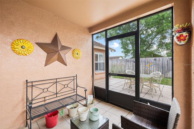 5606 PADDOCK TRAIL DRIVE, Tampa, FL 33624