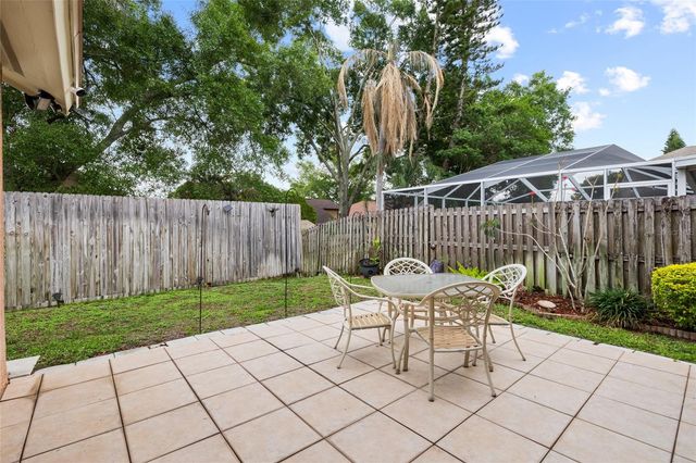 5606 PADDOCK TRAIL DRIVE, Tampa, FL 33624