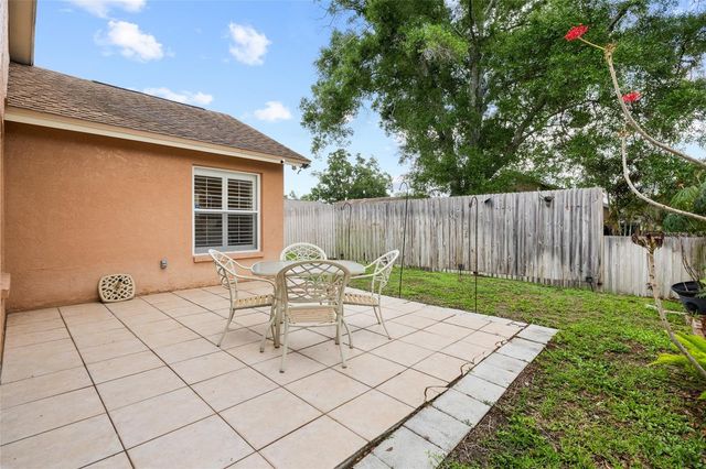 5606 PADDOCK TRAIL DRIVE, Tampa, FL 33624