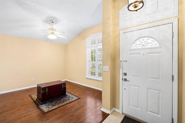 5606 PADDOCK TRAIL DRIVE, Tampa, FL 33624
