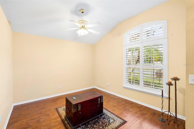 5606 PADDOCK TRAIL DRIVE, Tampa, FL 33624