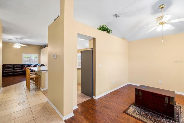 5606 PADDOCK TRAIL DRIVE, Tampa, FL 33624