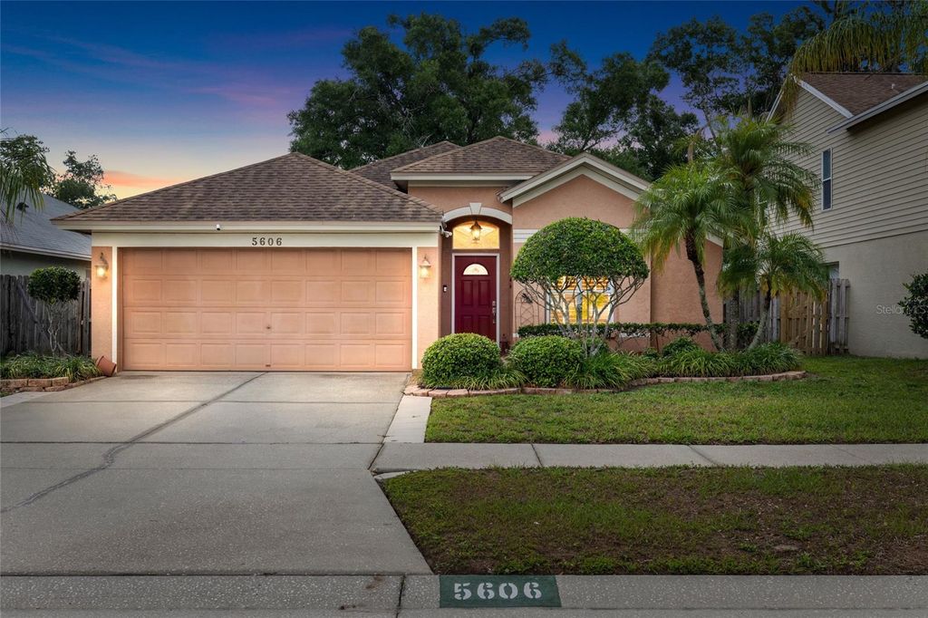 5606 PADDOCK TRAIL DRIVE, Tampa, FL 33624
