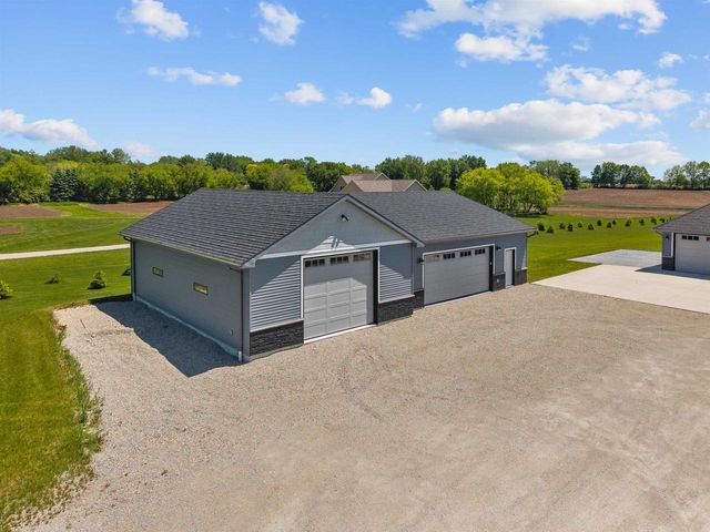 3007 WINNEGAMIE DRIVE, Appleton, WI 54914