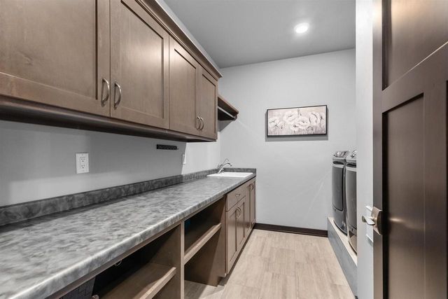 3007 WINNEGAMIE DRIVE, Appleton, WI 54914