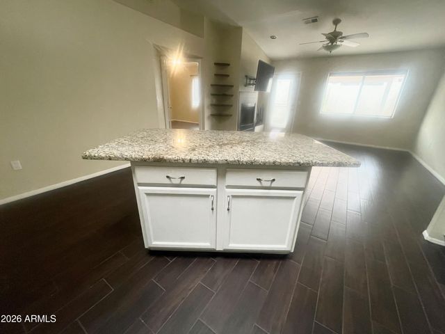 64 N 63RD Street 52, Mesa, AZ 85205