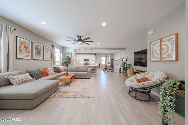 19414 W HIGHLAND Avenue, Litchfield Park, AZ 85340