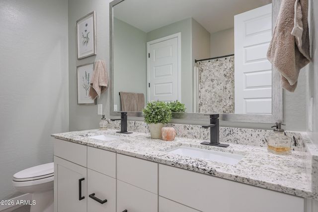 19414 W HIGHLAND Avenue, Litchfield Park, AZ 85340