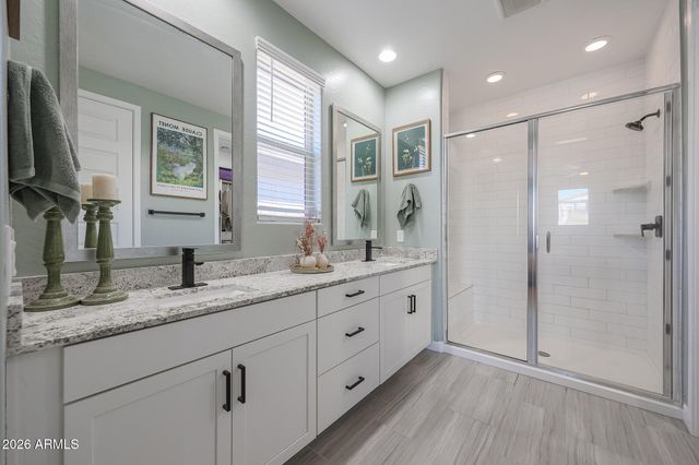 19414 W HIGHLAND Avenue, Litchfield Park, AZ 85340