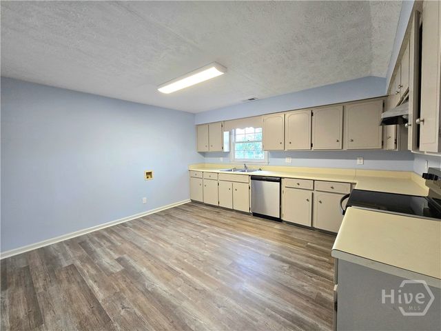 226 Strickland Street, Pembroke, GA 31321