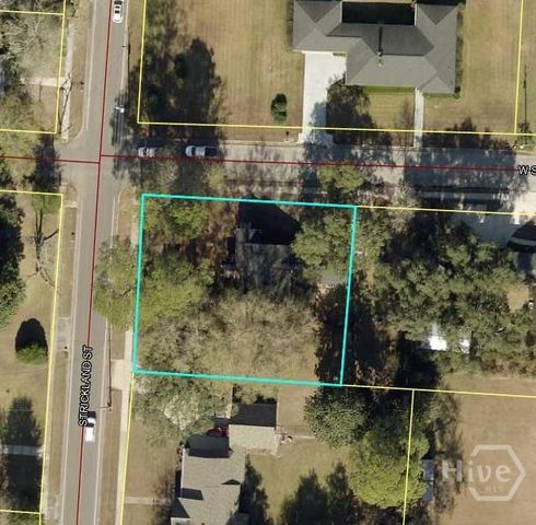 226 Strickland Street, Pembroke, GA 31321