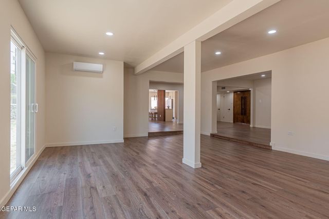 9003 Magnetic Street, El Paso, TX 79904