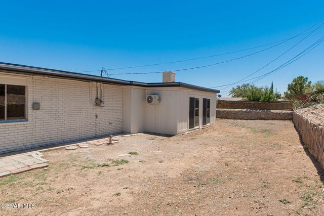 9003 Magnetic Street, El Paso, TX 79904