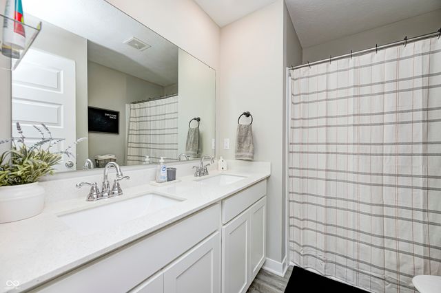 20035 Edwick Drive, Westfield, IN 46074