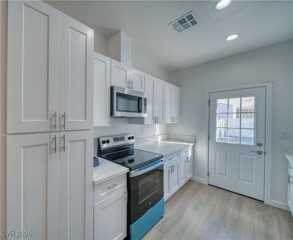 1701 South Sycamore Avenue, Pahrump, NV 89048