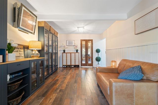 1946 CHENANGO AVENUE, Clearwater, FL 33755