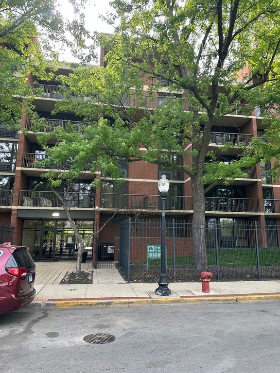 3021 S Michigan Avenue 311, Chicago, IL 60616