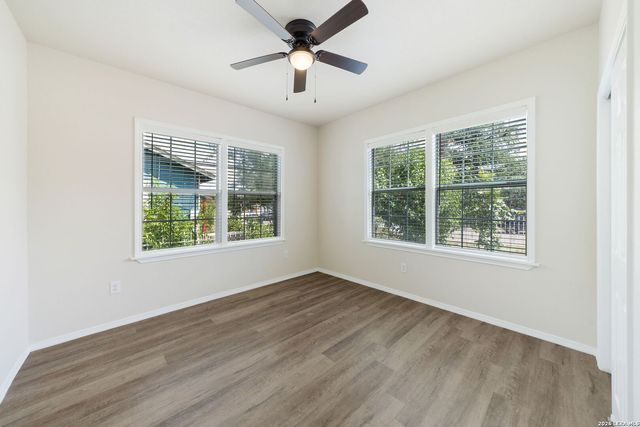 1321 WAVERLY AVE, San Antonio, TX 78201