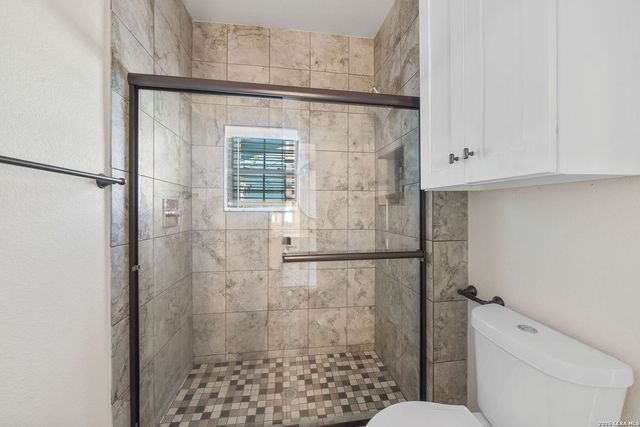 1321 WAVERLY AVE, San Antonio, TX 78201