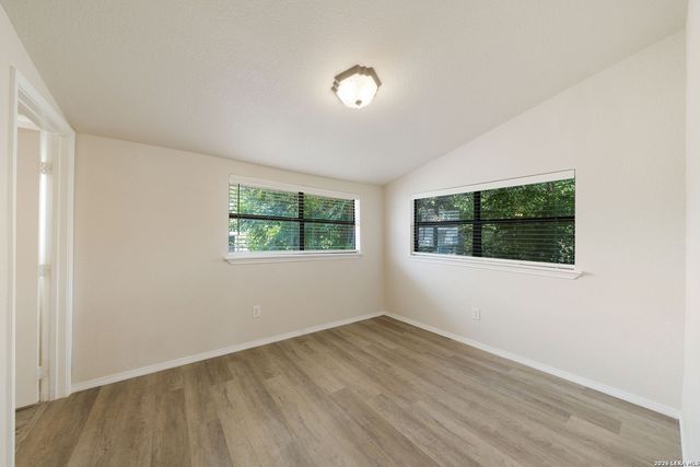 1321 WAVERLY AVE, San Antonio, TX 78201