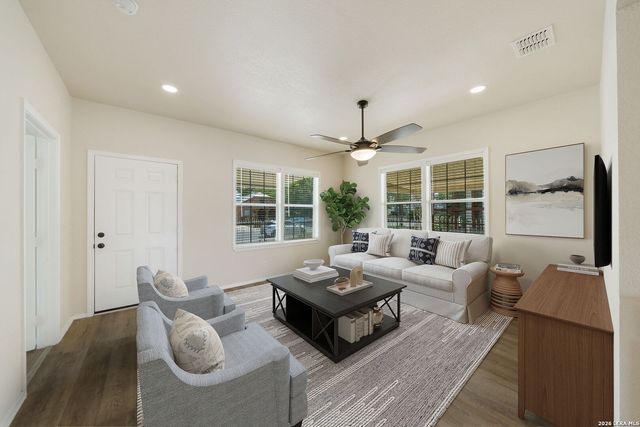 1321 WAVERLY AVE, San Antonio, TX 78201