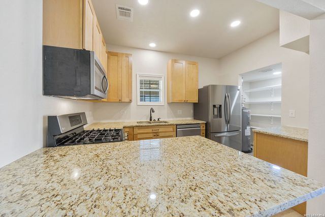 1321 WAVERLY AVE, San Antonio, TX 78201