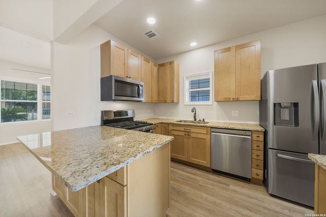 1321 WAVERLY AVE, San Antonio, TX 78201