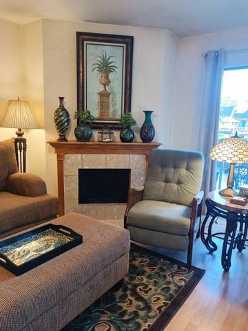 3220 69th Street A8, Galveston, TX 77551