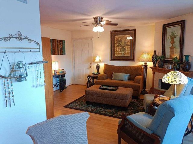 3220 69th Street A8, Galveston, TX 77551