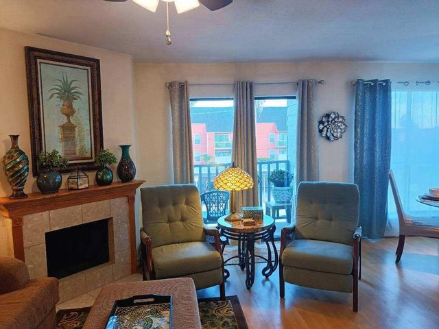 3220 69th Street A8, Galveston, TX 77551