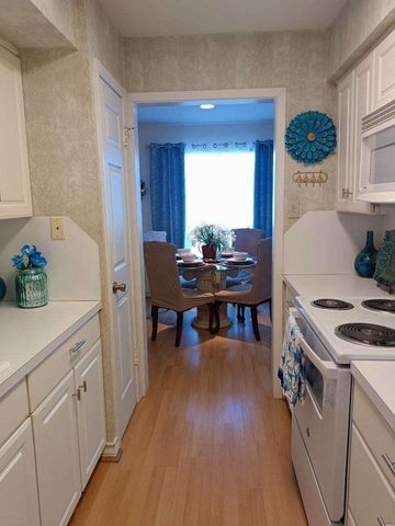 3220 69th Street A8, Galveston, TX 77551