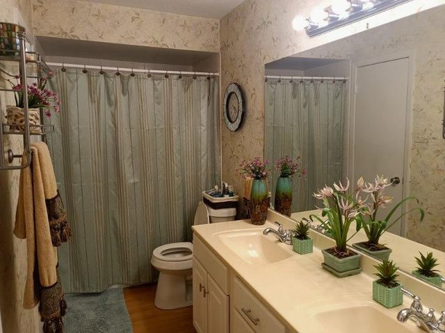 3220 69th Street A8, Galveston, TX 77551