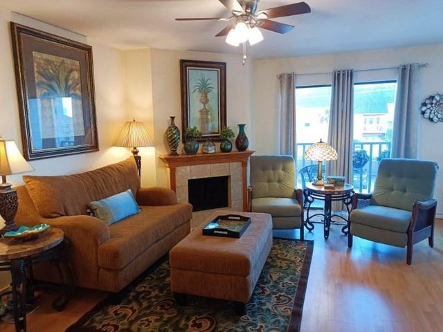 3220 69th Street A8, Galveston, TX 77551