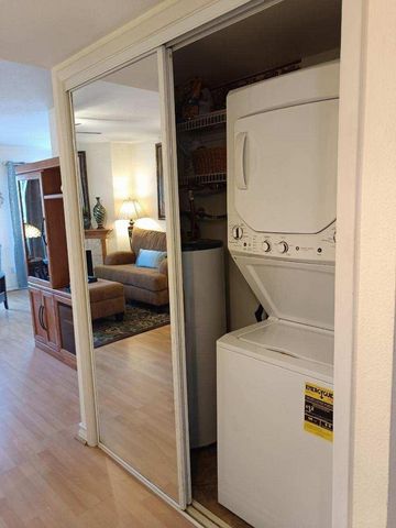 3220 69th Street A8, Galveston, TX 77551