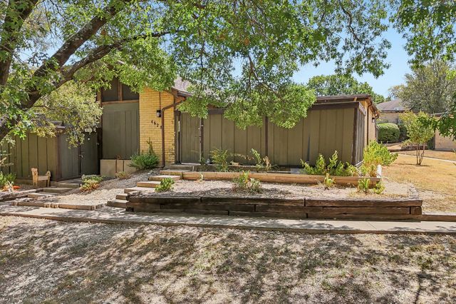 4628 Country Creek Drive 1205, Dallas, TX 75236