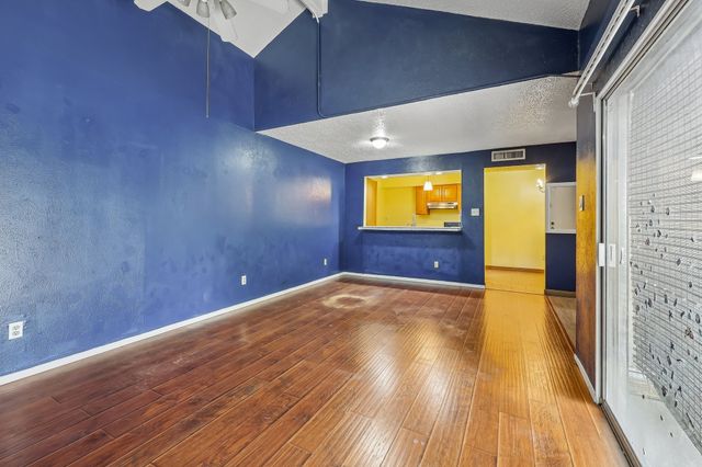 4628 Country Creek Drive 1205, Dallas, TX 75236
