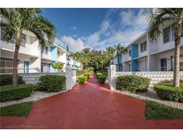 9455 Bay Harbor Ter 2N, Bay Harbor Islands, FL 33154