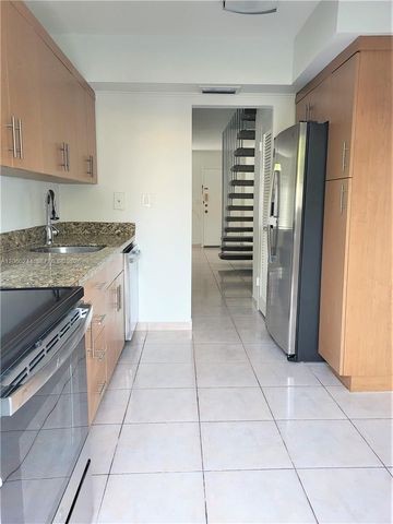 9455 Bay Harbor Ter 2N, Bay Harbor Islands, FL 33154