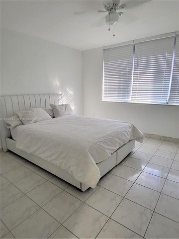 9455 Bay Harbor Ter 2N, Bay Harbor Islands, FL 33154