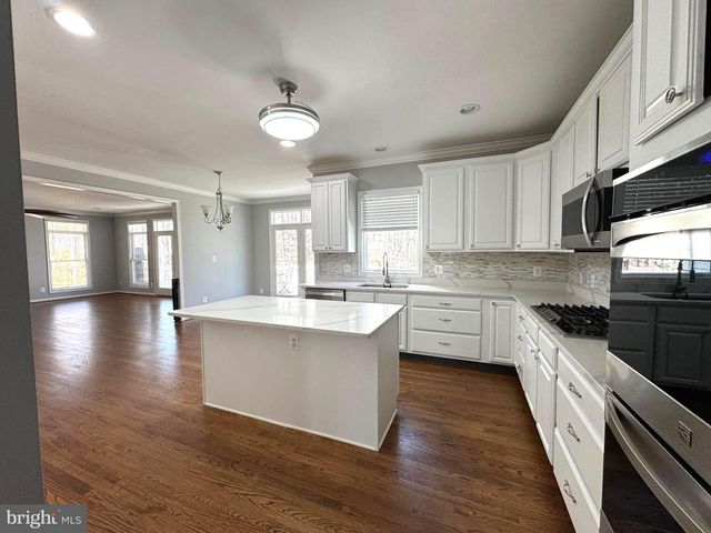 12001 HONOR BRIDGE FARM DR, Spotsylvania, VA 22551