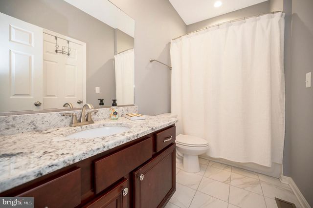 12001 HONOR BRIDGE FARM DR, Spotsylvania, VA 22551