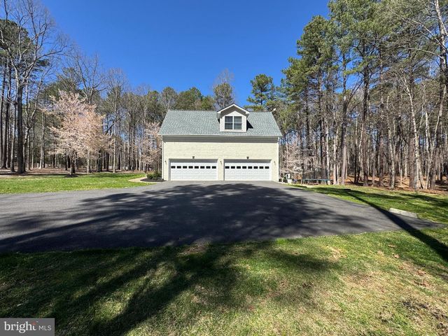 12001 HONOR BRIDGE FARM DR, Spotsylvania, VA 22551
