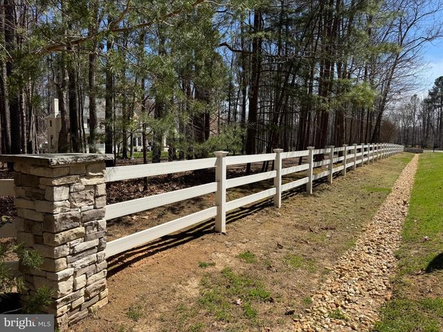 12001 HONOR BRIDGE FARM DR, Spotsylvania, VA 22551