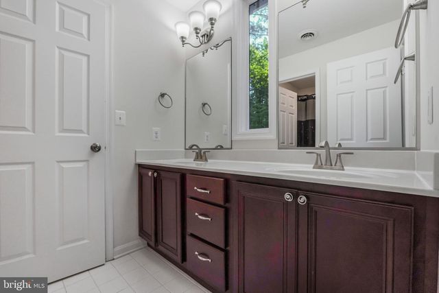 12001 HONOR BRIDGE FARM DR, Spotsylvania, VA 22551