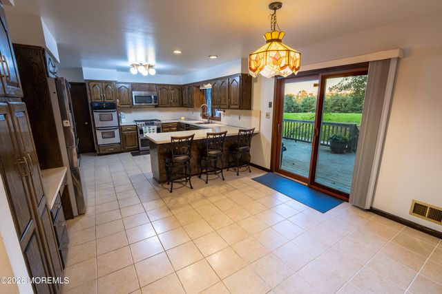 775 Holmdel Road, Holmdel, NJ 07733
