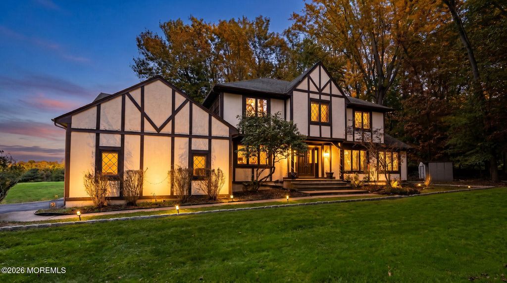 775 Holmdel Road, Holmdel, NJ 07733