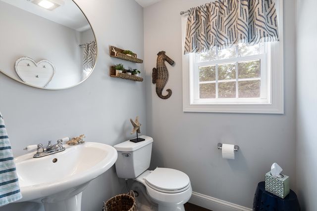55 Sloop Drive, Portsmouth, RI 02871