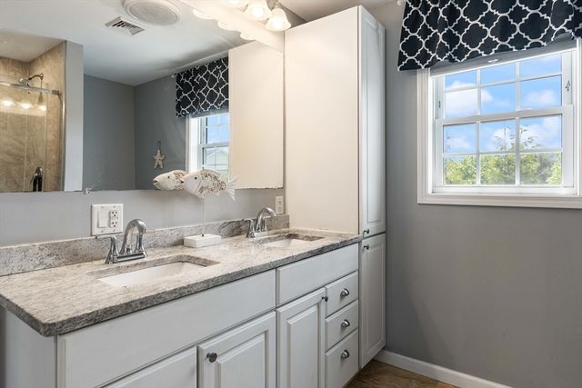 55 Sloop Drive, Portsmouth, RI 02871